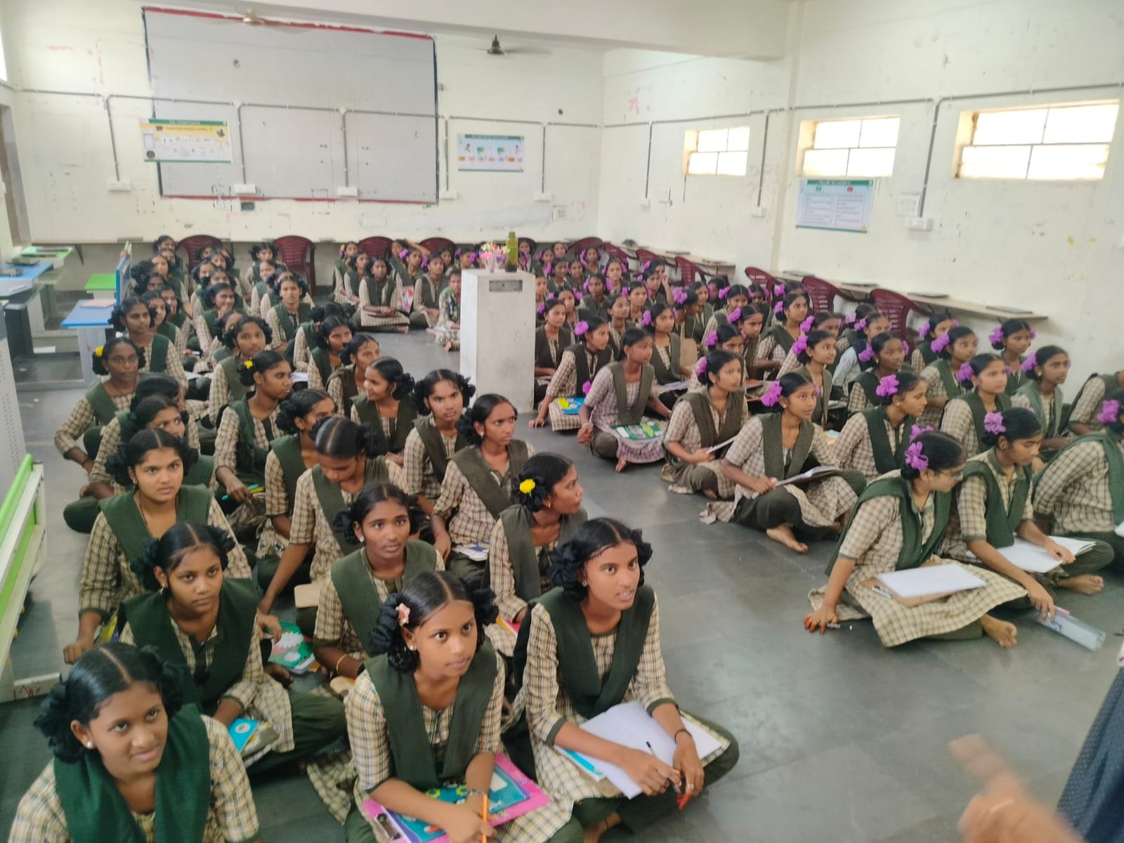 Kakinada - College Connect (Main Road, Kakinada)